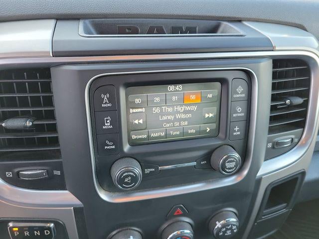 2016 RAM 1500 SLT