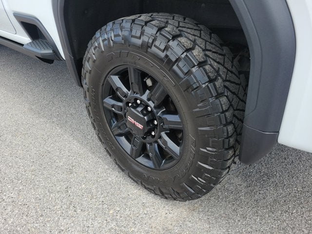 2025 GMC Sierra 2500HD AT4