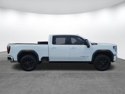 2025 GMC Sierra 2500HD AT4