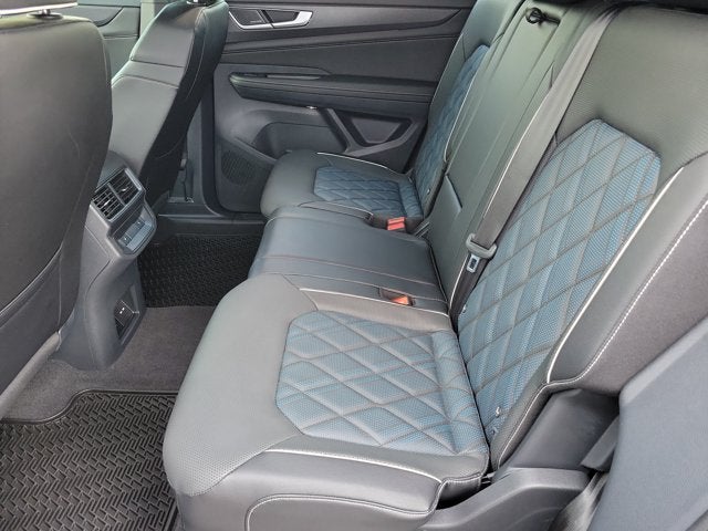 2024 Volkswagen Atlas Cross Sport 2.0T SEL Premium R-Line