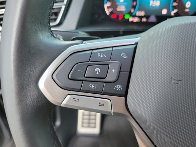 2024 Volkswagen Atlas Cross Sport 2.0T SEL Premium R-Line