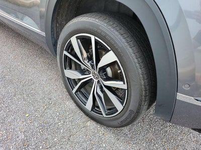 2024 Volkswagen Atlas Cross Sport 2.0T SEL Premium R-Line