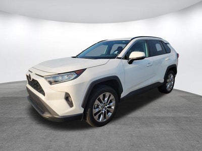 2020 Toyota RAV4 XLE Premium