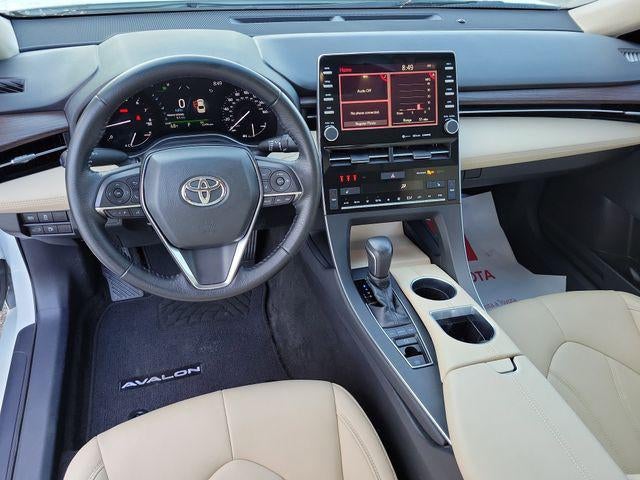 2020 Toyota Avalon XLE