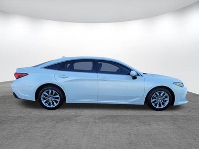 2020 Toyota Avalon XLE