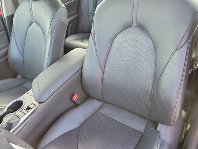 2023 Toyota Camry Hybrid XLE