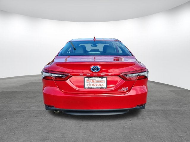 2023 Toyota Camry Hybrid XLE