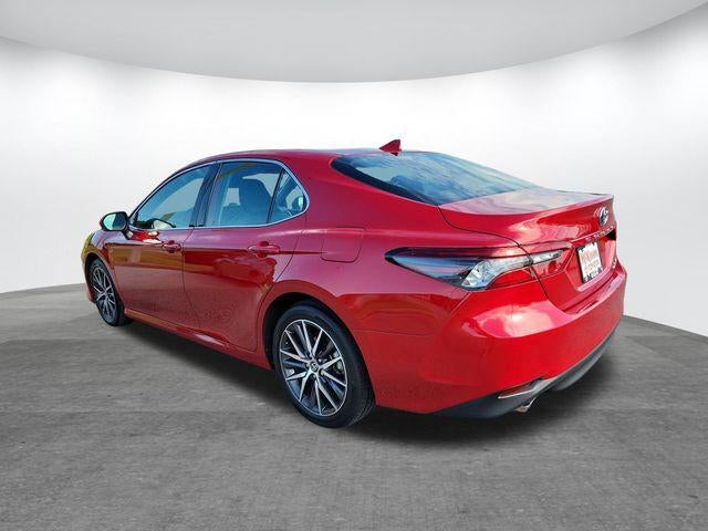 2023 Toyota Camry Hybrid XLE