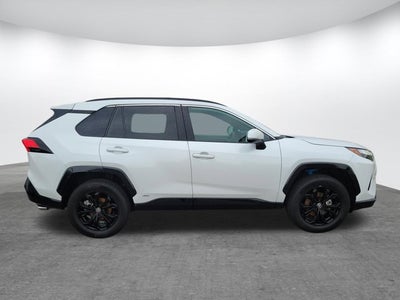 2024 Toyota RAV4 Hybrid SE
