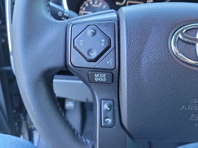 2022 Toyota Sequoia SR5