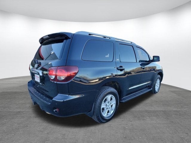 2022 Toyota Sequoia SR5