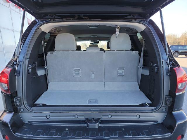 2022 Toyota Sequoia SR5