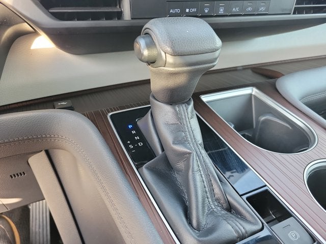 2022 Toyota Sienna LE