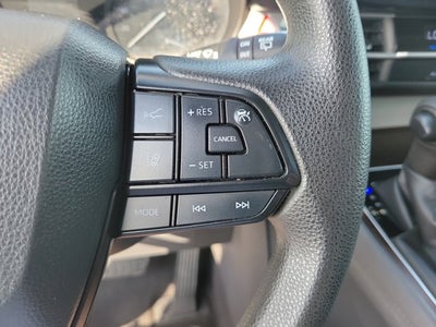 2022 Toyota Sienna LE