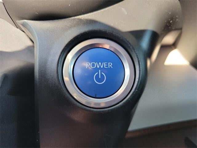 2022 Toyota Sienna LE