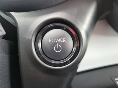 2025 Toyota Sienna LE