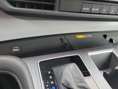 2025 Toyota Sienna LE