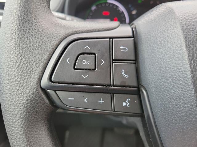 2025 Toyota Sienna LE