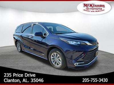 2021 Toyota Sienna XLE