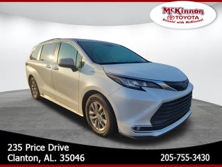 2023 Toyota Sienna XLE