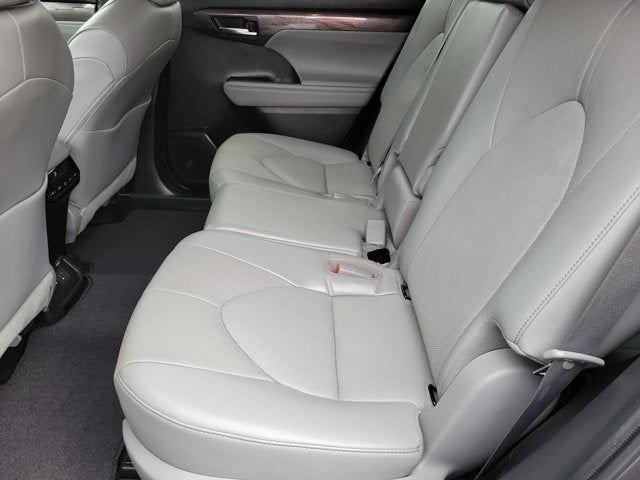 2022 Toyota Highlander Limited