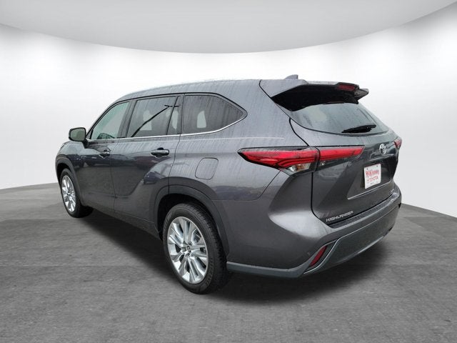 2022 Toyota Highlander Limited