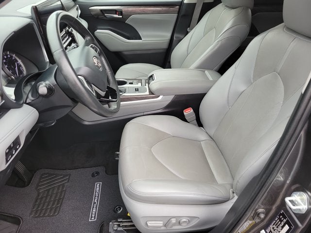 2022 Toyota Highlander Limited