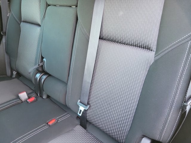 2023 Mitsubishi Outlander ES