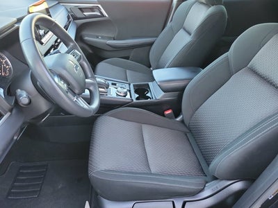 2023 Mitsubishi Outlander ES