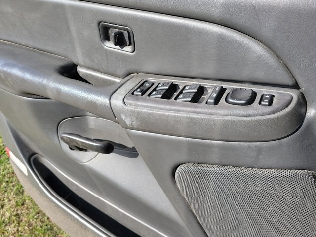 2004 Chevrolet Silverado 3500 DRW LS