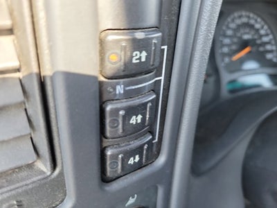 2004 Chevrolet Silverado 3500 DRW LS
