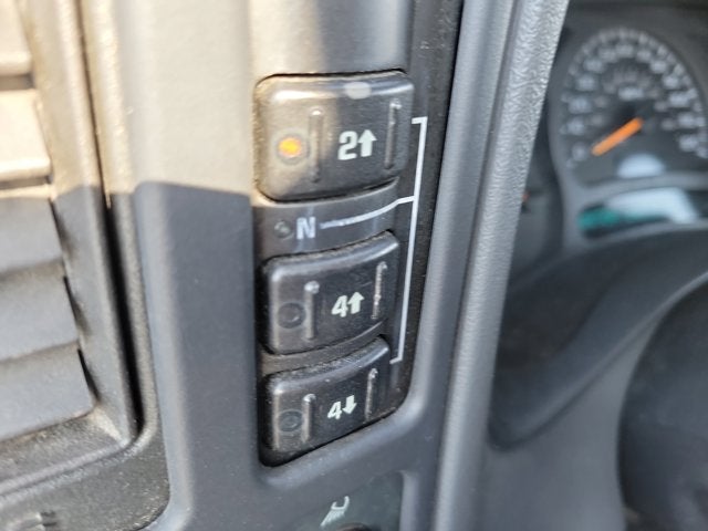 2004 Chevrolet Silverado 3500 DRW LS
