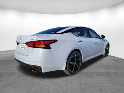 2025 Nissan Altima SR