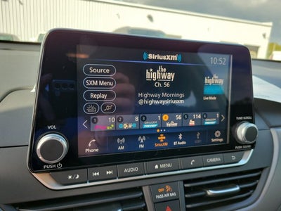 2025 Nissan Altima SR