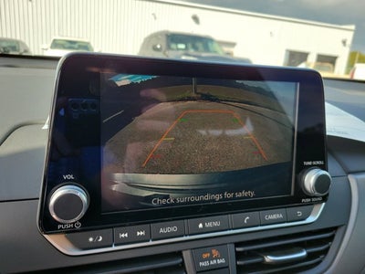 2025 Nissan Altima SR