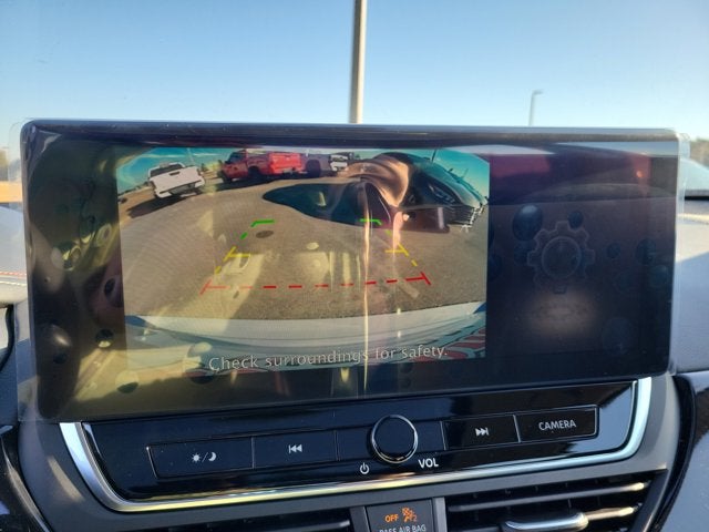 2025 Nissan Altima SR