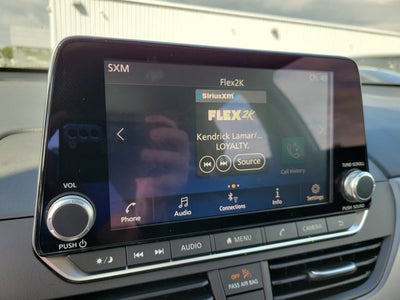 2025 Nissan Altima SR