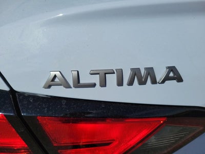 2025 Nissan Altima SR