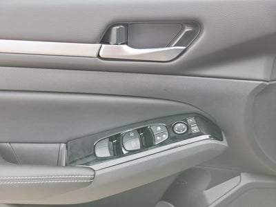 2025 Nissan Altima SL