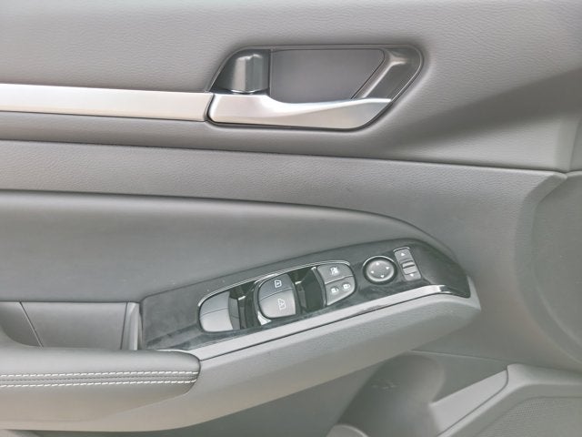 2025 Nissan Altima SL