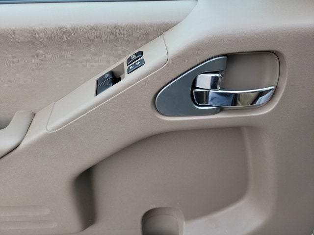 2017 Nissan Frontier SV V6