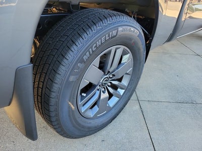 2027 Nissan Frontier SV