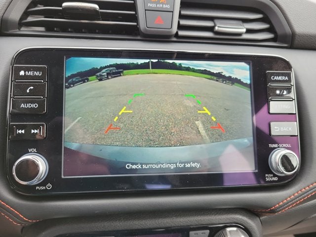 2025 Nissan Versa SR