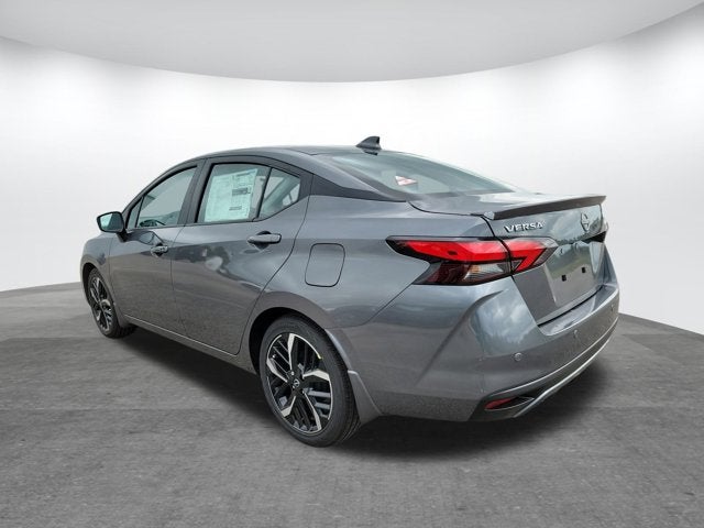 2025 Nissan Versa SR