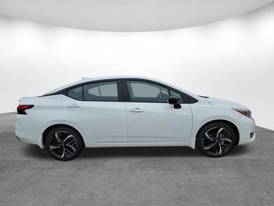 2025 Nissan Versa SR