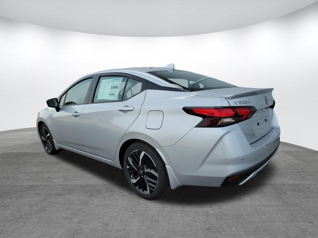 2025 Nissan Versa SR