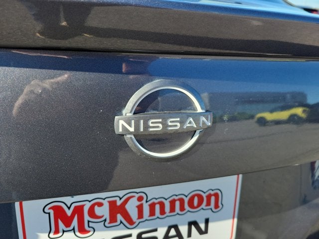 2024 Nissan Versa SR