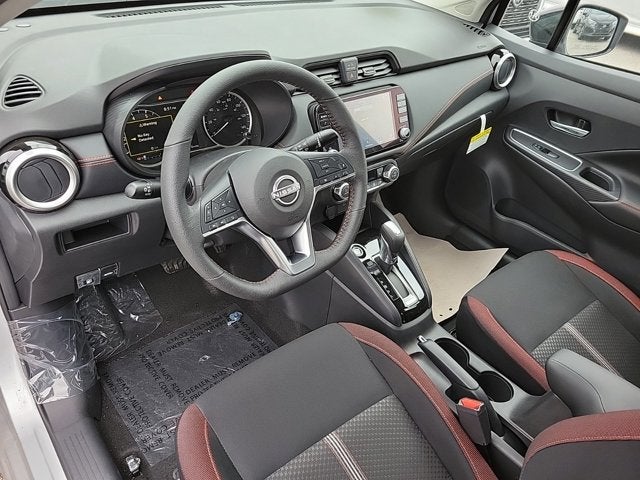 2025 Nissan Versa SR