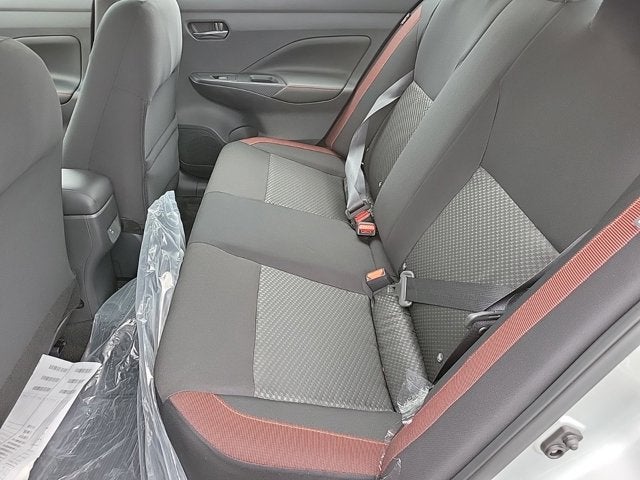 2025 Nissan Versa SR