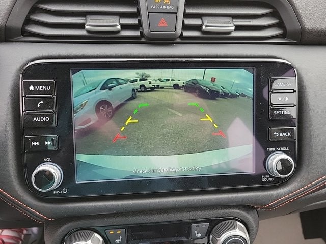 2025 Nissan Versa SR